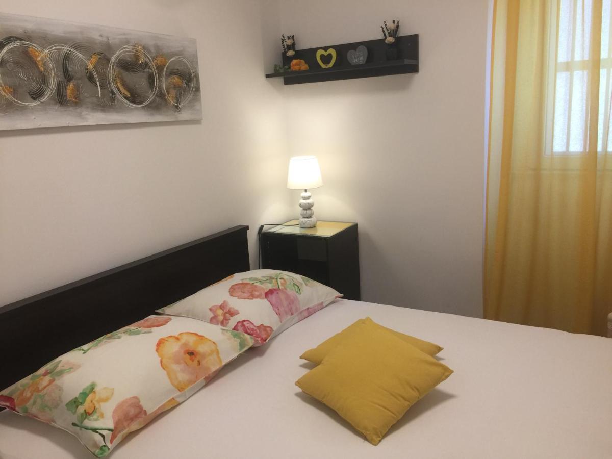 Apartman U Srcu Grada - Ilicev Prolaz Split Eksteriør billede